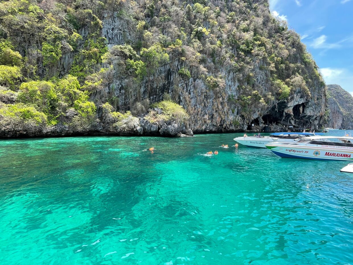 P104 ทัวร์เกาะพีพีโดยเรือ Royal Jet Cruise - Image 2